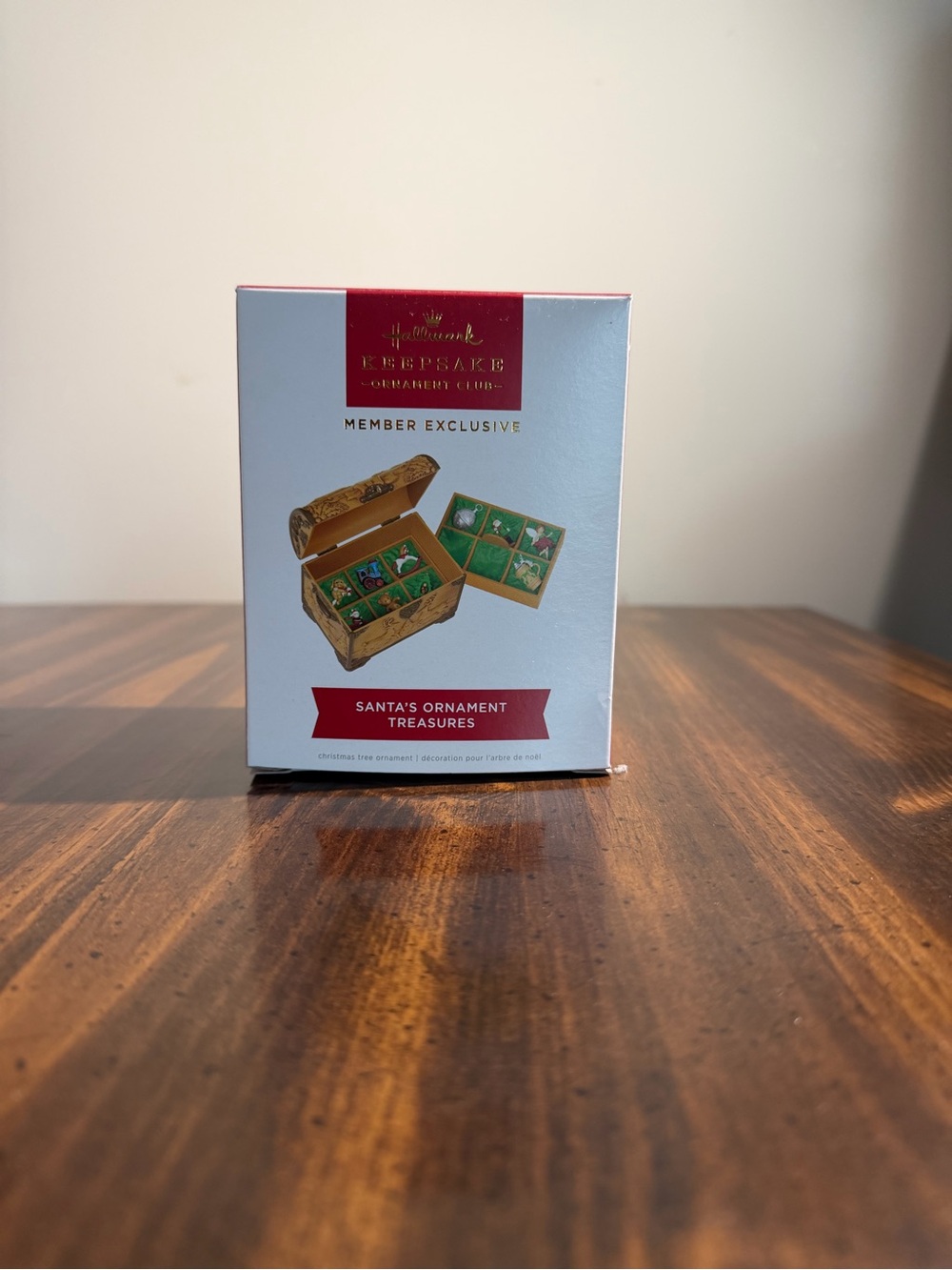 Hallmark Keepsake Ornament Club – Santa's Ornament Treasures